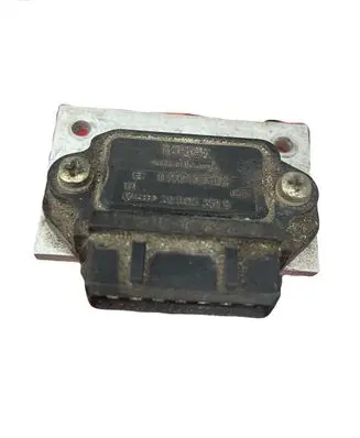 Volkswagen Golf II Ignition amplifier control unit 0227100103
