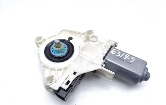 Land Rover Range Rover Sport L320 Front door window regulator motor 917226100 2223271AA