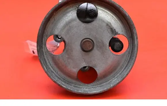 Mazda 323 F Power steering pump VP2S6C3A696DB