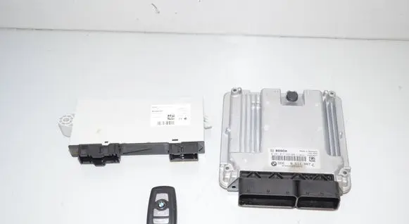 BMW 5 F10 F11 Engine ECU kit and lock set 9257038 61356809374 6809374