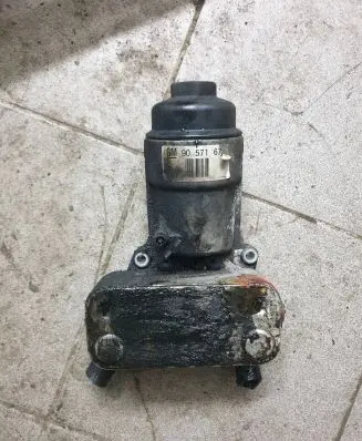 Saab 9-3 Ver2 Oil filter cover 90571672