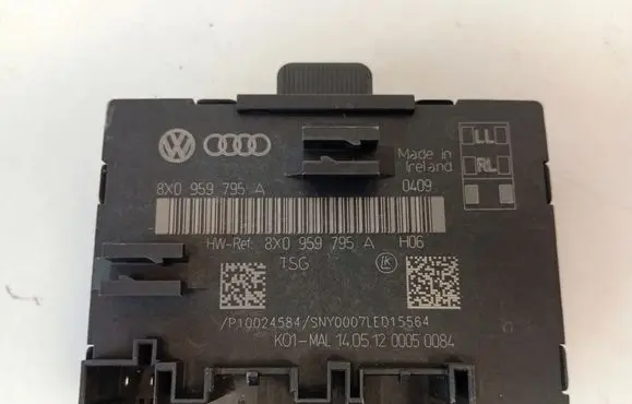 Audi Q3 8U Door control unit/module 8X0959795A