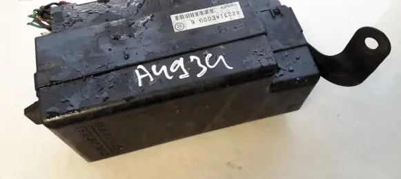 Subaru Legacy Fuse box set 82231AE000 990629