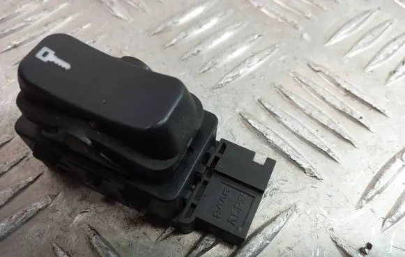 Saab 9-5 Central locking switch button 4617593