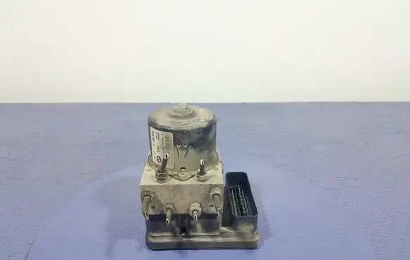 BMW 3 E46 ABS Pump 6759045