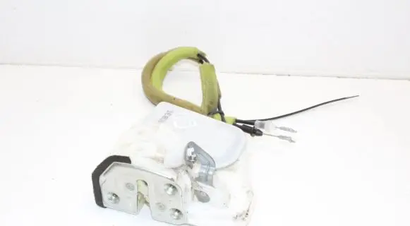 Mazda 3 II Rear door lock