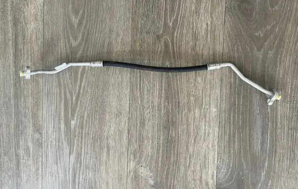 Volvo S90, V90 Air conditioning (A/C) pipe/hose 32226282