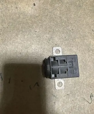 Audi A6 S6 C6 4F Positive cable (battery) 4F0915519