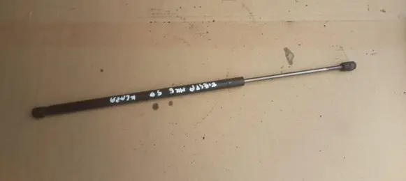 Ford Fiesta Tailgate strut 