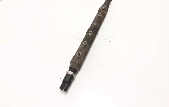 Volvo XC90 Fuel main line pipe 8658252 0445216010 002175