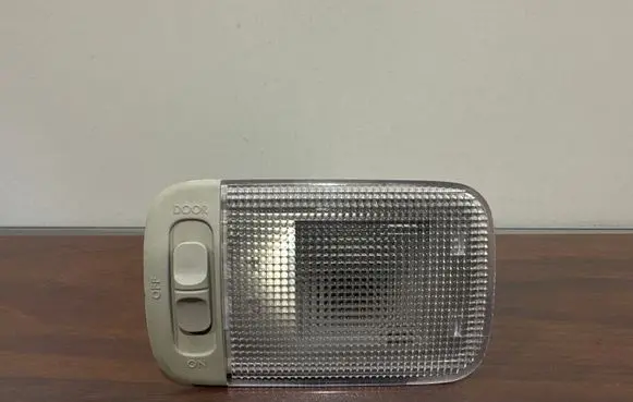 Subaru Forester SK Rear seat light