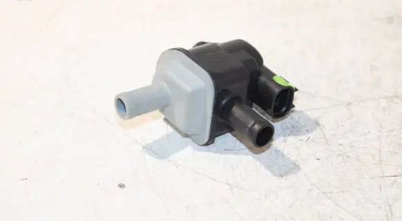 Toyota C-HR I Vacuum valve 9091012279