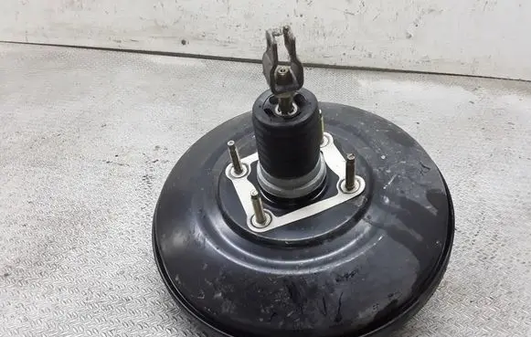 Mazda 6 Brake booster C0504000
