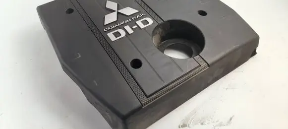 Mitsubishi Pajero Engine cover (trim)
