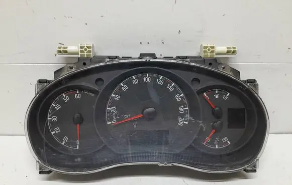 Speedometer (instrument cluster)