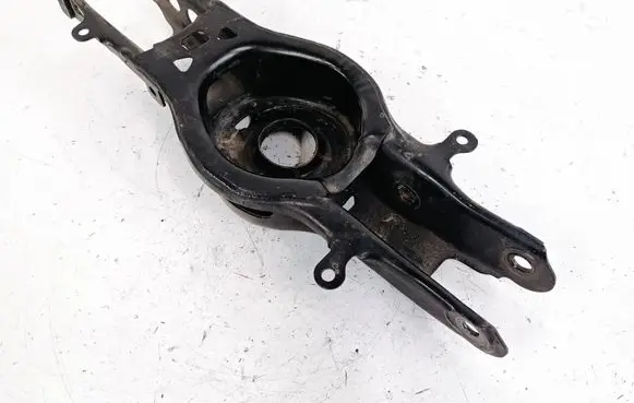 Cadillac CT5 Rear upper control arm/wishbone 84522114