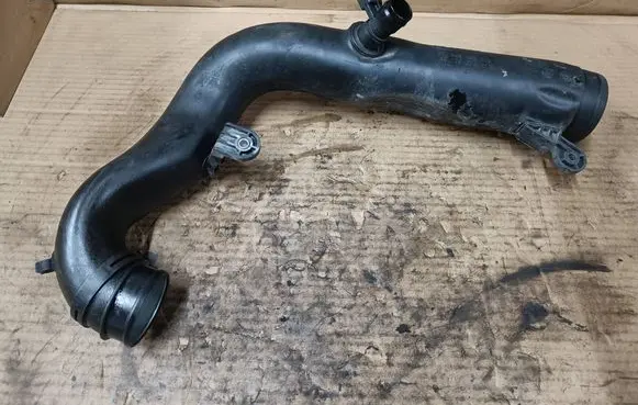 Intercooler hose/pipe