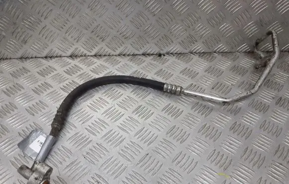 Ford C-MAX I Air conditioning (A/C) pipe/hose