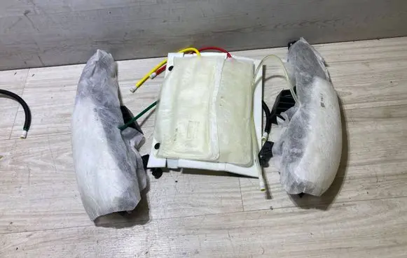 Mercedes-Benz CLS C219 Seat adjustment assembly A2118100775