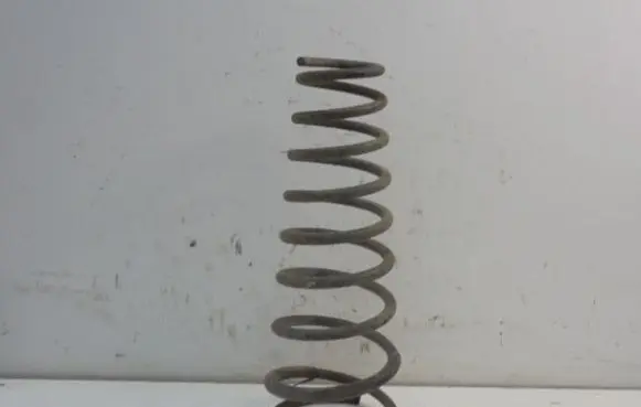 Nissan Primera Front coil spring 