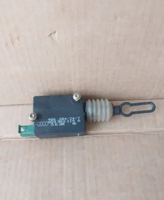 Audi A4 S4 B5 8D Central locking motor 40620424 25022000
