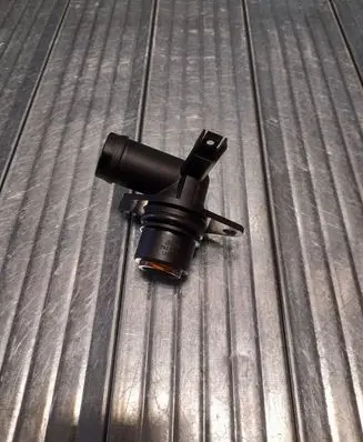 BMW 1 E81 E87 other engine part 7526646
