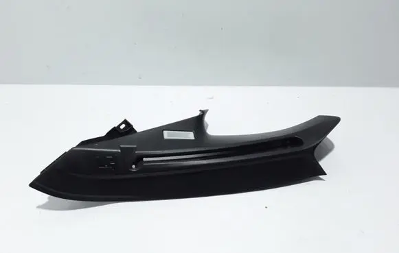 BMW 5 F10 F11 (D)pillar trim (top) 9169786