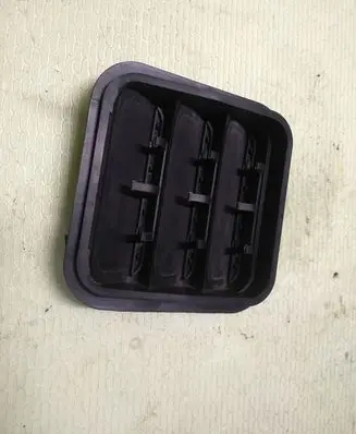 SsangYong Korando Quarter panel pressure vent 6810008100