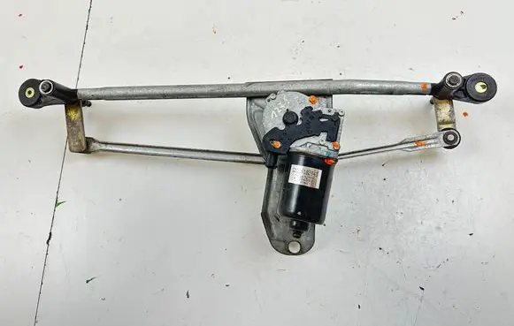 BMW X5 E53 Front wiper linkage and motor 704657002