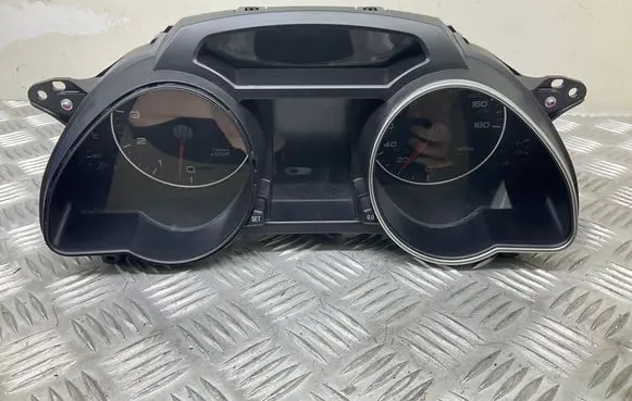Audi A5 Sportback 8TA Speedometer (instrument cluster) 8T0920983