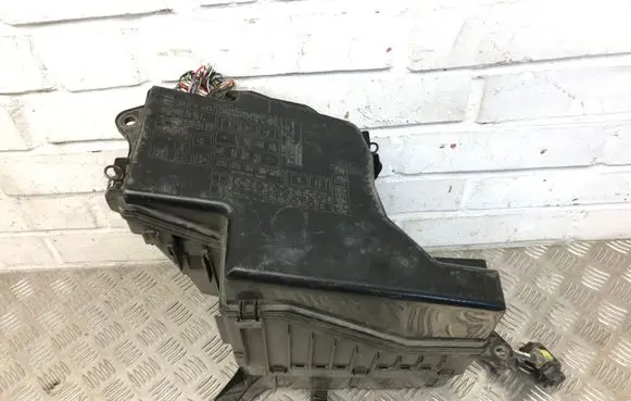 Lexus GS 300 350 430 450H Fuse box set