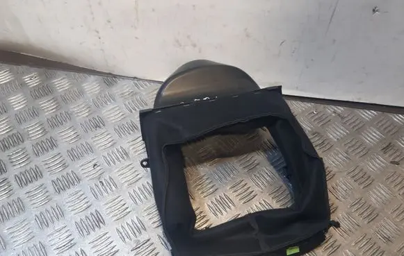 Steering wheel column trim