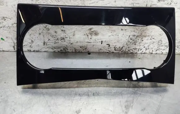 Mercedes-Benz C W204 Dashboard center trim panel A2046800390