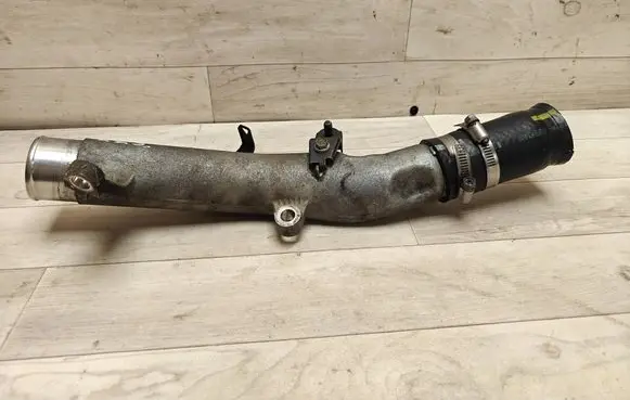 Toyota Avensis T250 Intercooler hose/pipe 