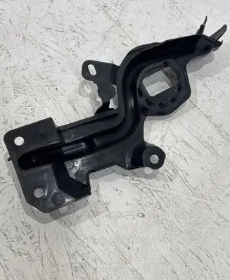 BMW M4 G82 G83 Engine compartment rubber 8075015 10808611