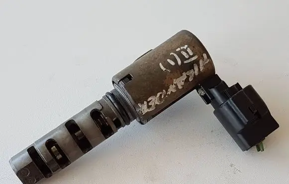 Toyota Highlander XU40 Camshaft vanos timing valve 1533020011 15330200110320 15360