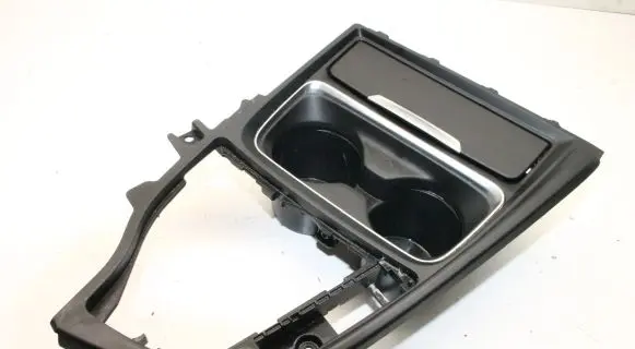 BMW 4 F32 F33 Cup holder 9218926