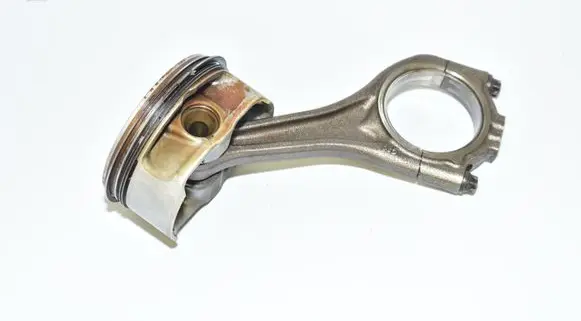 BMW 7 E65 E66 Piston 7544525