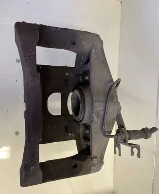 Audi A4 S4 B7 8E 8H Front brake caliper 973