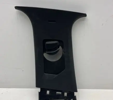 Peugeot 5008 (B) pillar trim (top) 9833347677 9833348577
