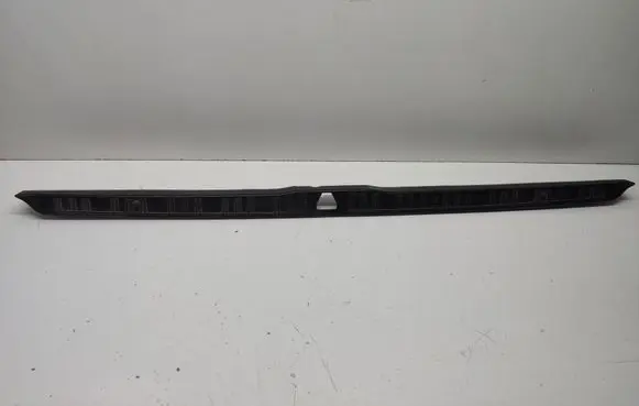 BMW 5 E34 Trunk/boot sill cover protection 1904968 51471904968