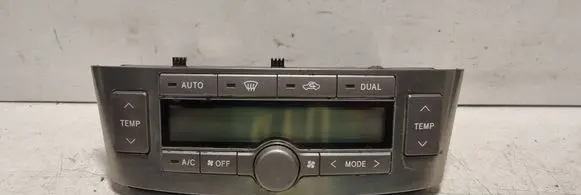 Toyota Avensis T250 Climate control unit 5590205050H 5L280A2