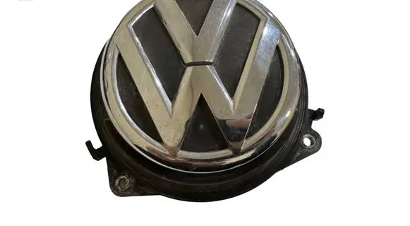Volkswagen Golf VI Tailgate/trunk/boot exterior handle 3C5827469E
