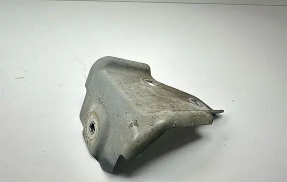 Mercedes-Benz S W222 Fender mounting bracket A2228800814