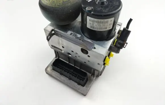Mercedes-Benz Vito Viano W638 ABS Pump 0265960025 A0054317212 0265250088