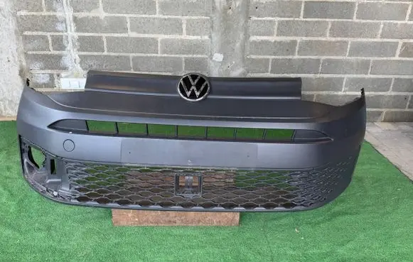 Volkswagen Caddy Front bumper 2K7807221