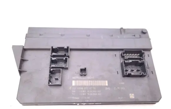 Mercedes-Benz Sprinter W906 SAM control unit A9069004700 A9069011500