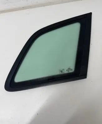 Audi A3 S3 8P Rear side window 43R001583 E000199