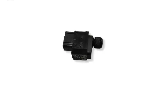 Suzuki SX4 Electric window control switch 62J00