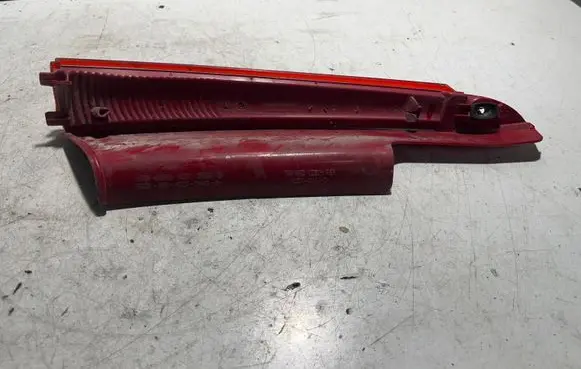 Rear tail light reflector